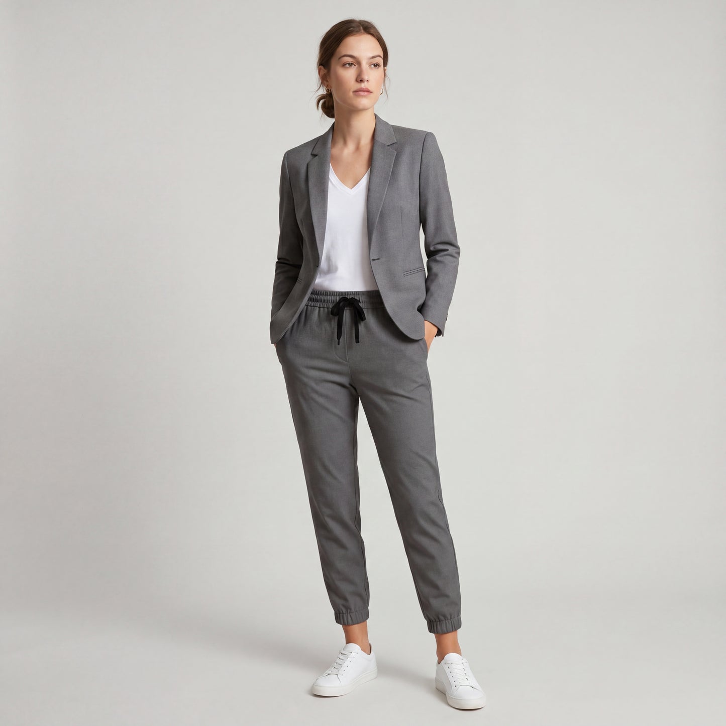 BEATRIZ | ELEGANCIA MODERNA EN UN TRAJE CÓMODO
