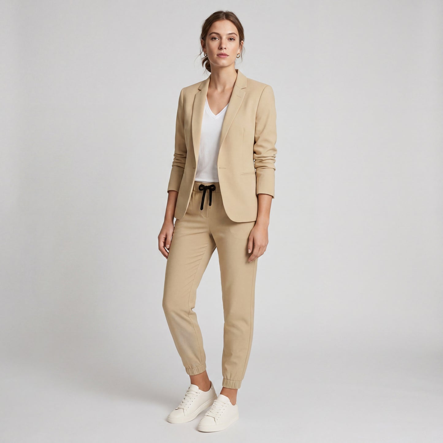BEATRIZ | ELEGANCIA MODERNA EN UN TRAJE CÓMODO